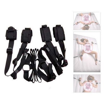 SM cong tay trân 4 góc giường