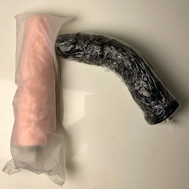 Đầu dương vật siêu khủng Machigun màu da mềm mại, gân nổi rõ rệt